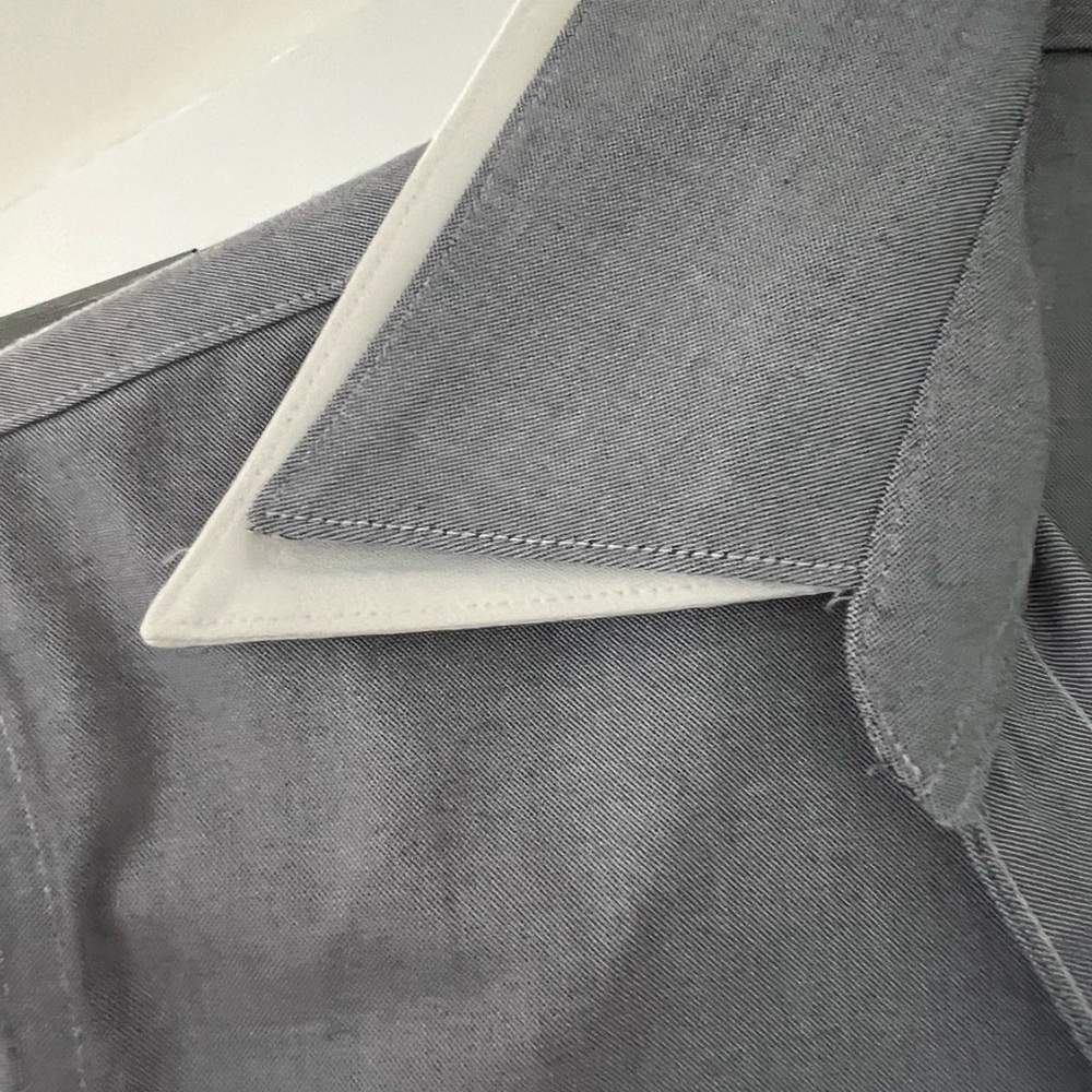 Brooks brothers chambray  women’s dress shirt, fitted button down